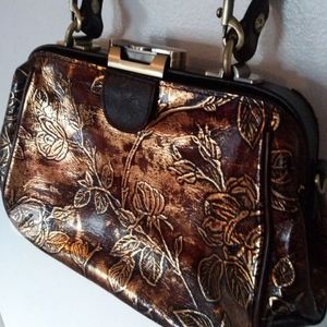NWOT Patrisha Nash detachable crossbody purse